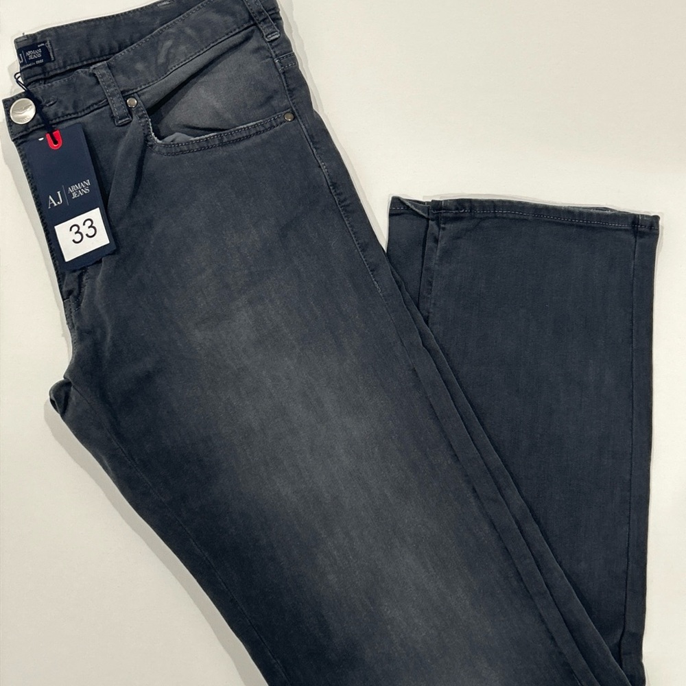 NWT Armani Jeans Men's Charcoal size 33 with Armani Logo Giorgio Armani Italy
